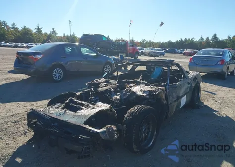 1991 Chevrolet Corvette z USA, uszkodzony, nr VIN 1G1YY2388M5116685